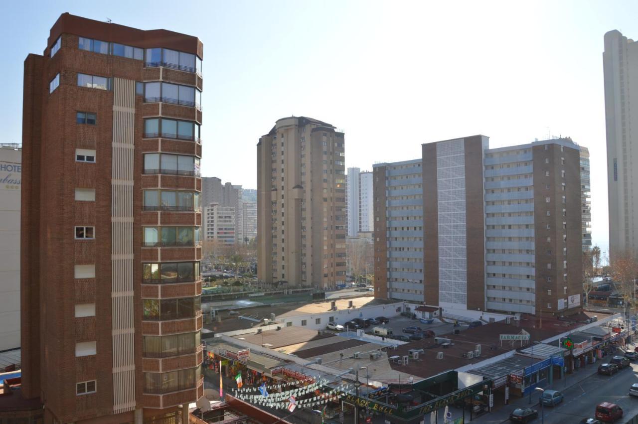 Apts Ara With Pool เบนิดอร์ม ภายนอก รูปภาพ
