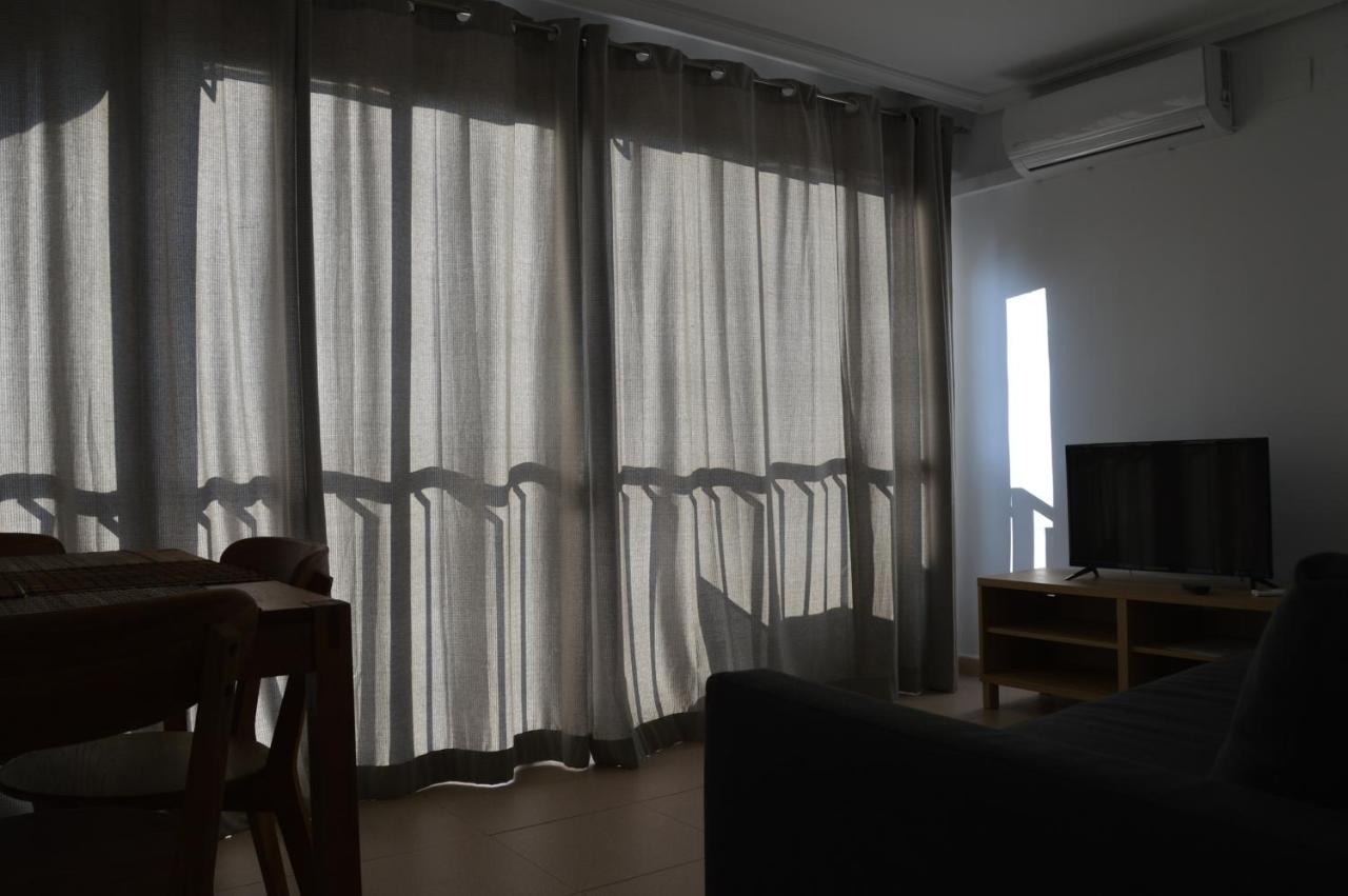Apts Ara With Pool เบนิดอร์ม ภายนอก รูปภาพ
