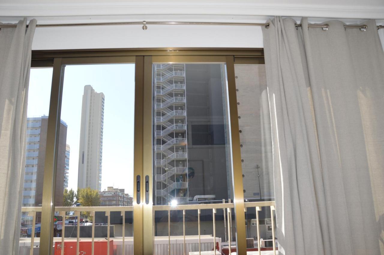 Apts Ara With Pool เบนิดอร์ม ภายนอก รูปภาพ